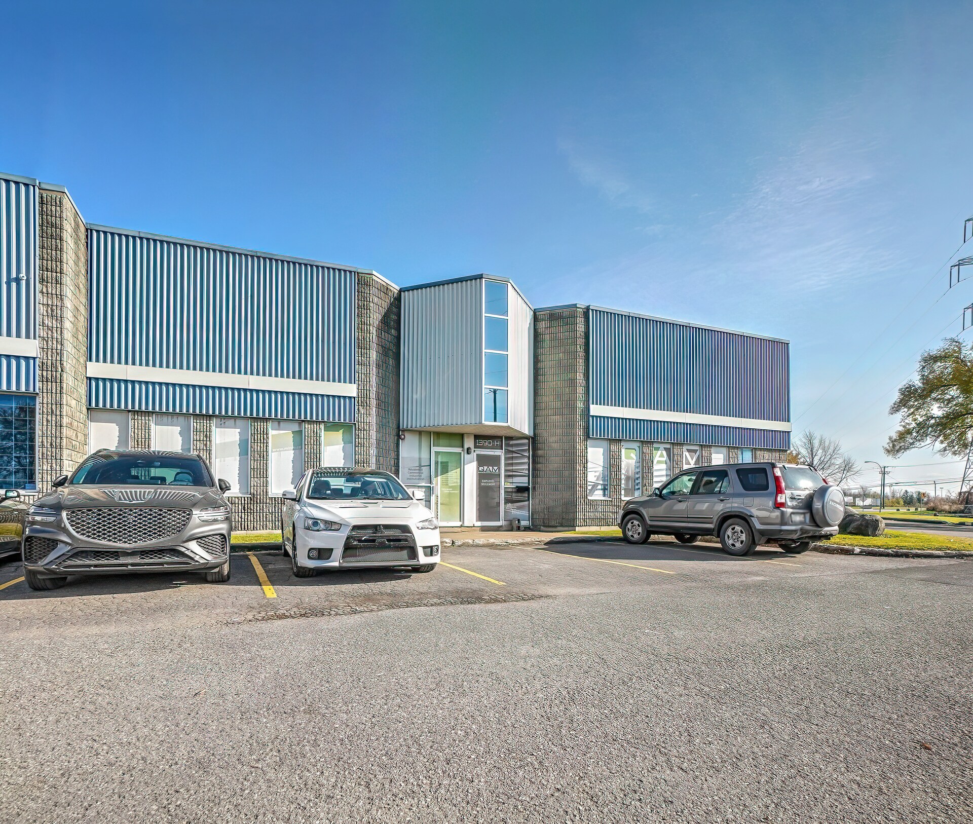 1390 Rue Newton, Boucherville, QC à louer Photo du bâtiment- Image 1 de 21
