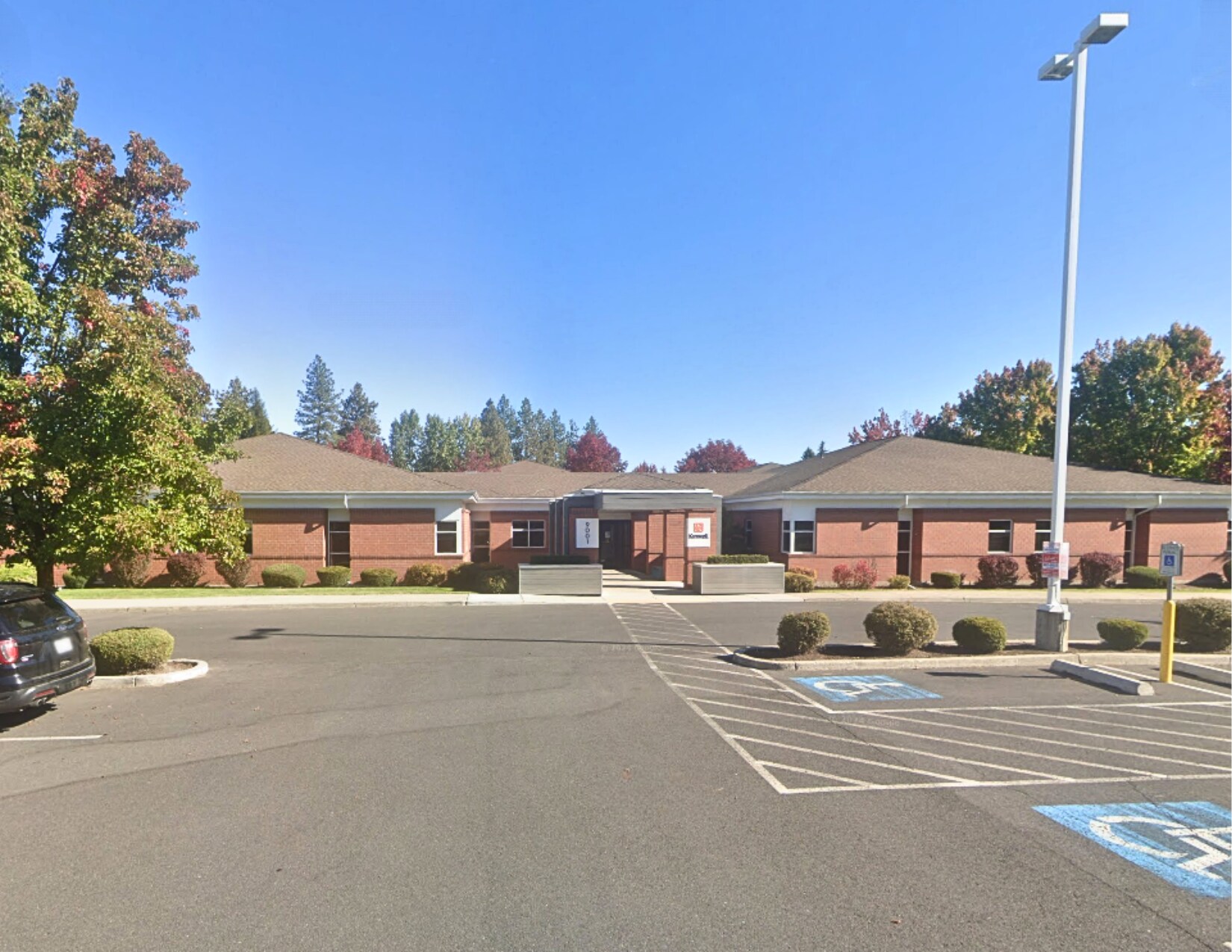 9001 N Country Homes Blvd, Spokane, WA for lease Building Photo- Image 1 of 5