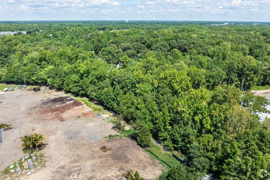 Theodore Green Blvd, White Plains, MD for sale - Primary Photo - Image 1 of 16