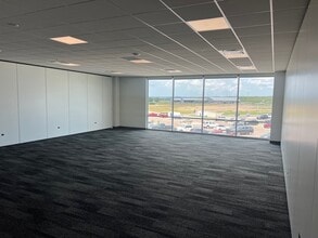 1960 Kimball Ave, Manhattan, KS for lease Interior Photo- Image 2 of 4