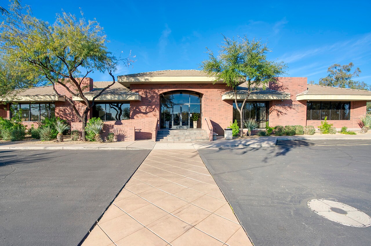 4530 E Shea Blvd, Phoenix, AZ for lease Building Photo- Image 1 of 7