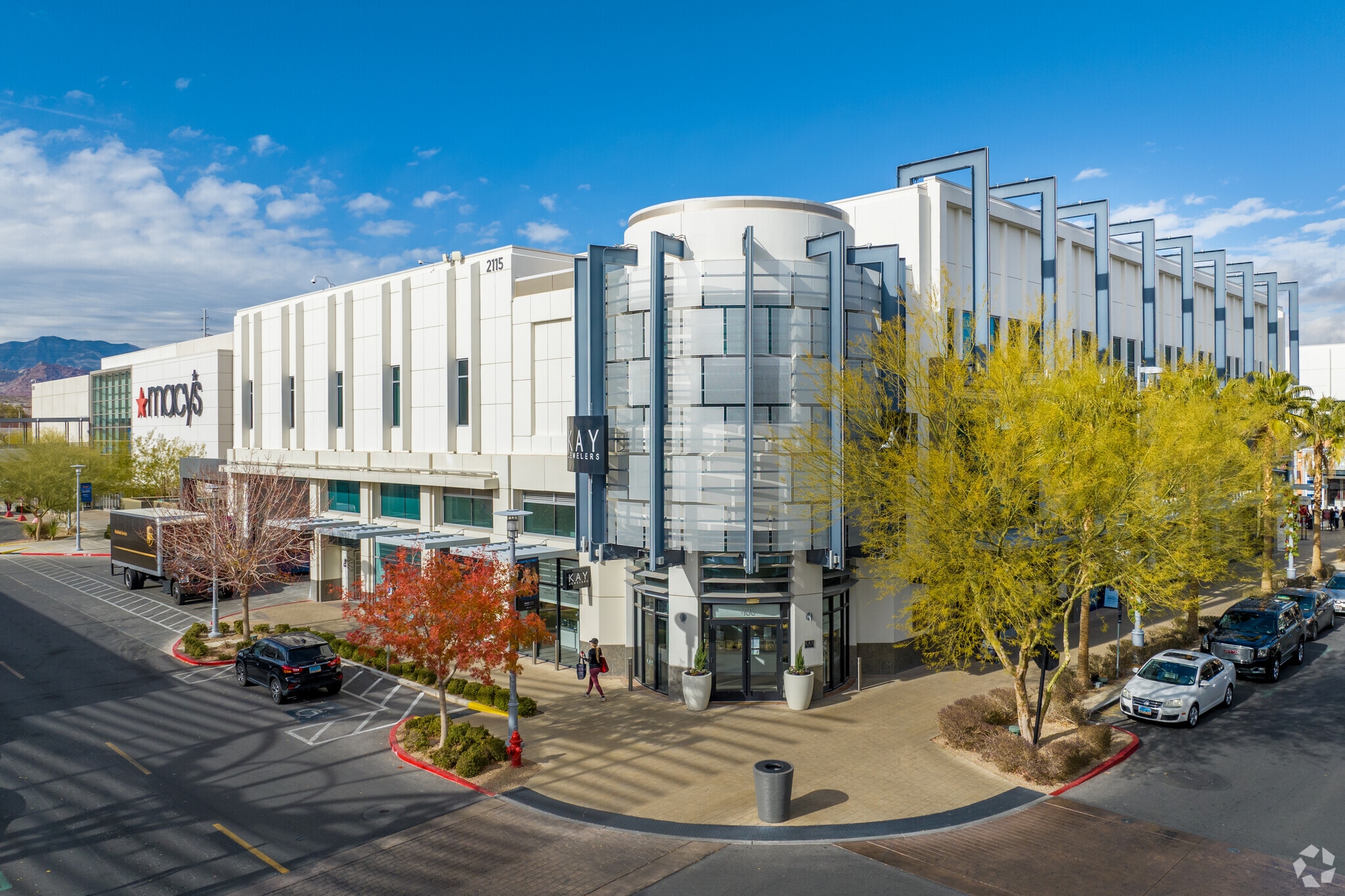 2115 Festival Plaza Dr N, Las Vegas, NV for lease Primary Photo- Image 1 of 8