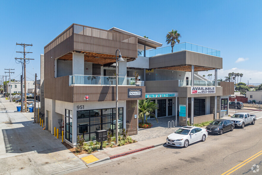 951 Seacoast Dr, Imperial Beach, CA for lease - Primary Photo - Image 1 of 15