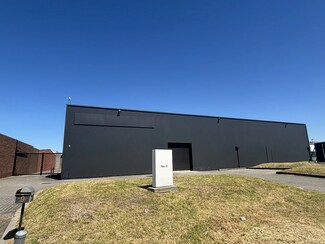 Plus de détails pour 9-11 De Havilland Rd, Mordialloc - Industriel à louer