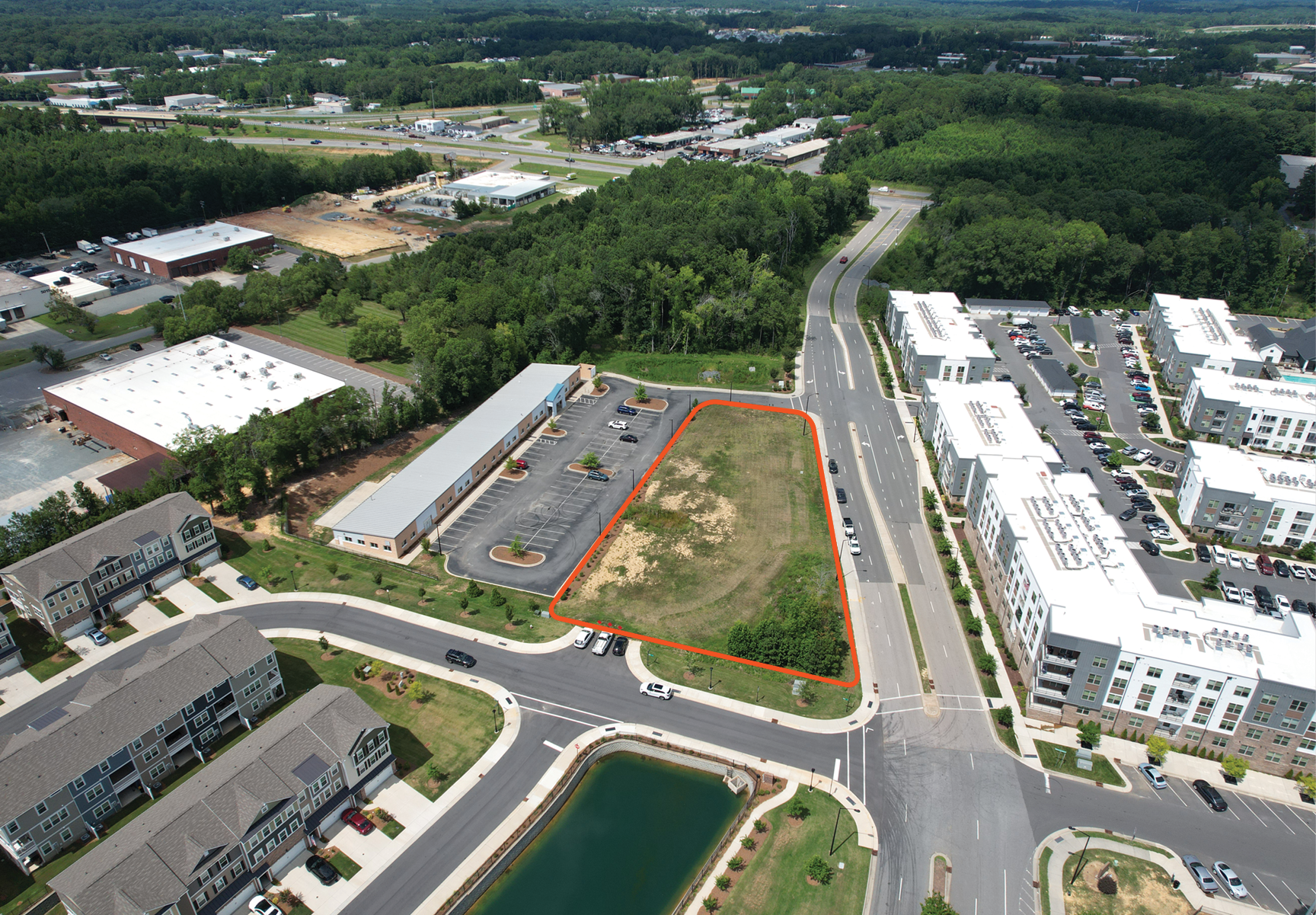 305 Chestnut Pkwy, Indian Trail, NC for sale Primary Photo- Image 1 of 3