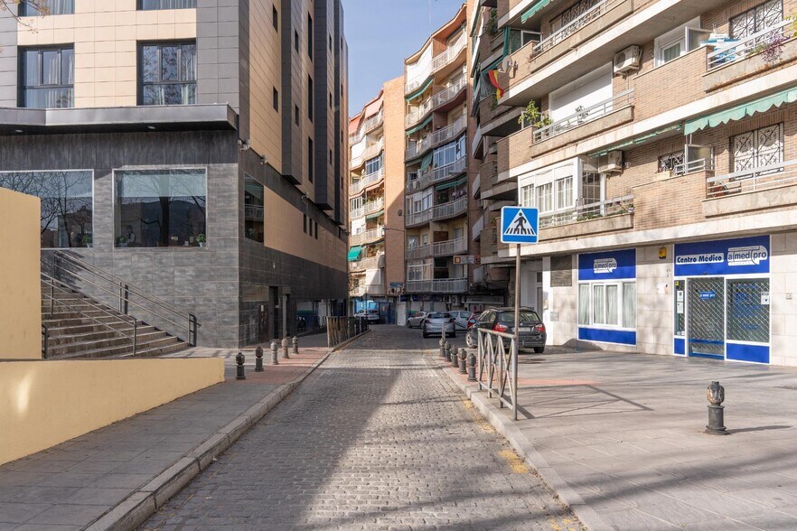 Calle Rey Abu Said, 3, Granada, Granada à vendre - Photo du bâtiment - Image 3 de 50
