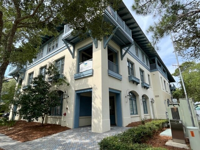 1701 E County Highway 30A, Santa Rosa Beach, FL à louer - Photo du bâtiment - Image 3 de 16