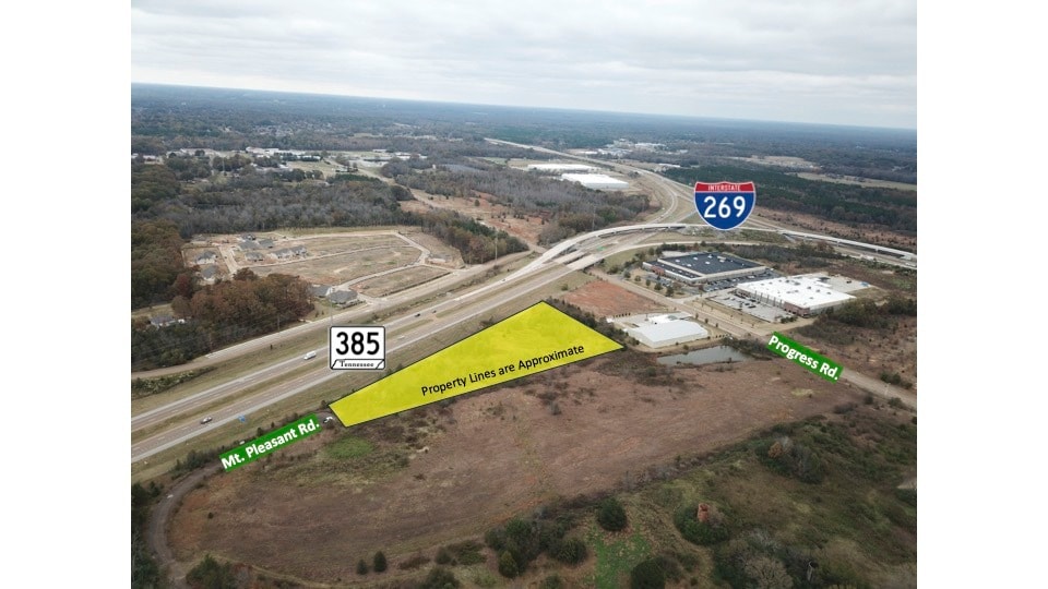 660 Mt Pleasant Rd, Collierville, TN à vendre - Photo du bâtiment - Image 1 de 2