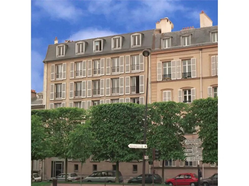 Office in Versailles for lease Building Photo- Image 1 of 4