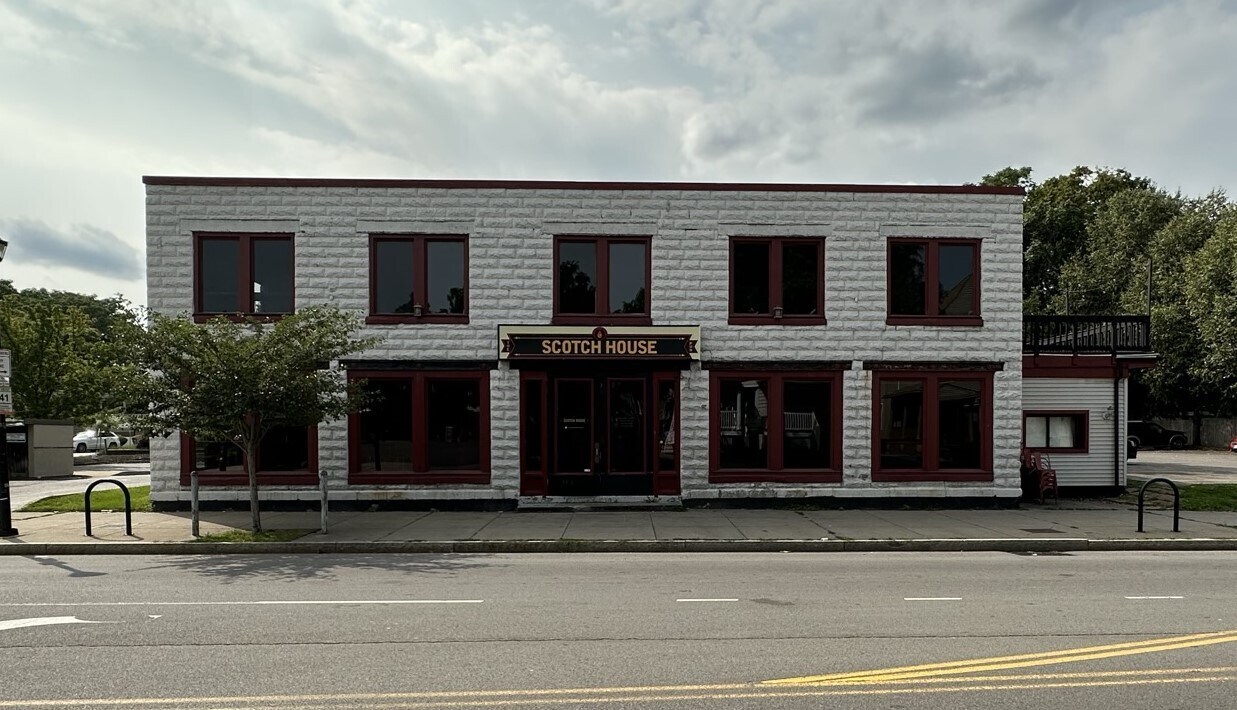 363 S Goodman St, Rochester, NY à vendre Photo du bâtiment- Image 1 de 1