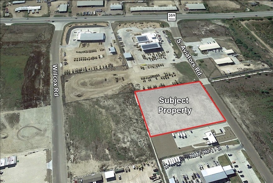 105 S Aviators Rd, Laredo, TX à vendre - Photo principale - Image 1 de 1