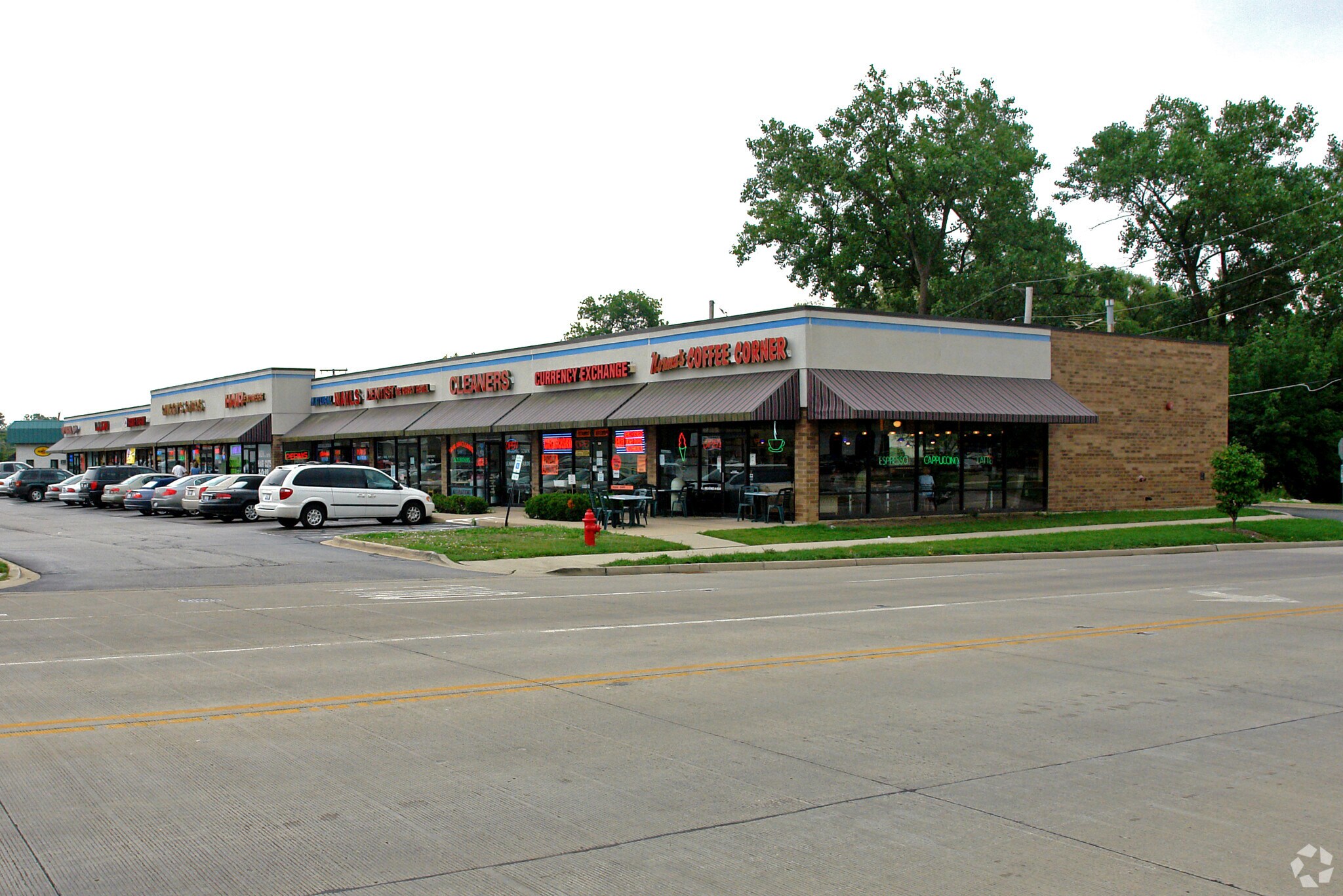 141-189 W Northwest Hwy, Palatine, IL for lease Primary Photo- Image 1 of 10