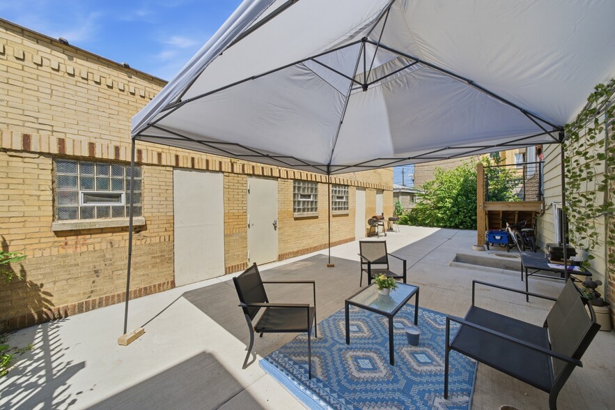 2038 N Kostner Ave, Chicago, IL for sale - Building Photo - Image 2 of 31