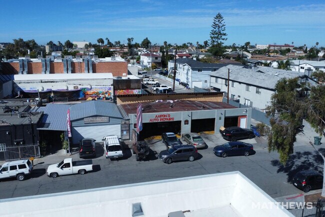 Plus de détails pour 4310 McClintock St, San Diego, CA - Commerce de détail à vendre