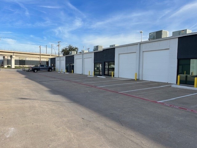 11363 Denton Dr, Dallas, TX for lease Building Photo- Image 1 of 15