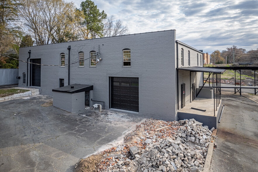 313 S Government St, Lincolnton, NC for sale - Building Photo - Image 2 of 37