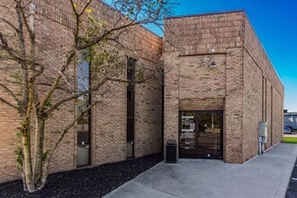 5180 E Main St, Columbus, OH for lease Interior Photo- Image 2 of 12