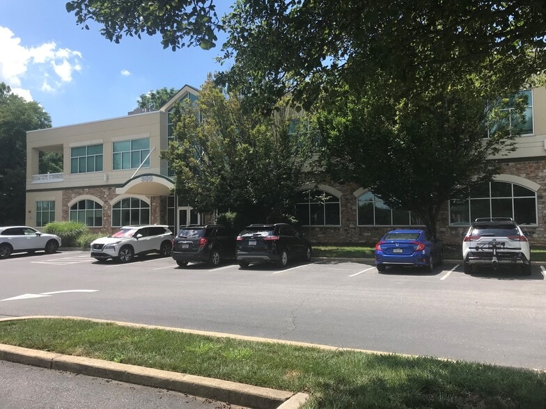 6 Dickinson Dr, Chadds Ford, PA for lease - Building Photo - Image 2 of 5