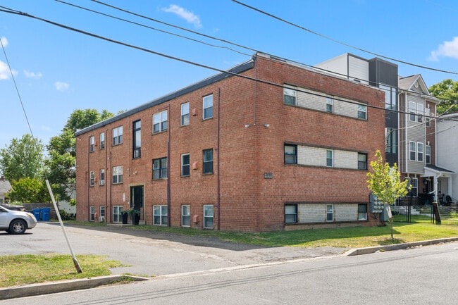 More details for 4919 A St SE, Washington, DC - Multifamily for Auction