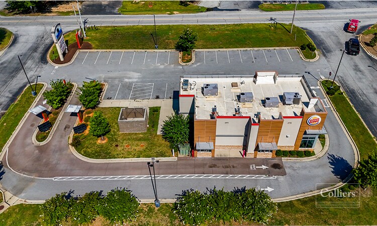 911 S Broad St, Clinton, SC à vendre - Photo du bâtiment - Image 3 de 11