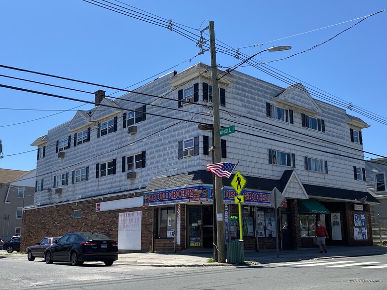 1898-1902 E Main St, Waterbury, CT for sale - Building Photo - Image 1 of 1