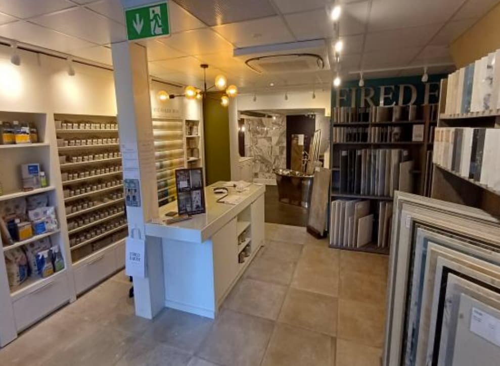 27-28 Burgate, Canterbury for lease Interior Photo- Image 1 of 2