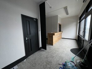 23-45 Fern Gore Av, Accrington for lease Interior Photo- Image 2 of 6