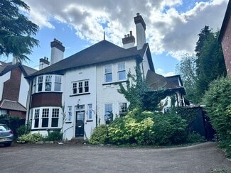 Plus de détails pour 83 Lichfield Road, Sutton Coldfield - Médical à louer