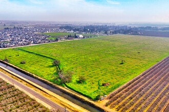 5395 N. Garfield Avenue, Fresno, CA - Aérien  Vue de la carte - Image1