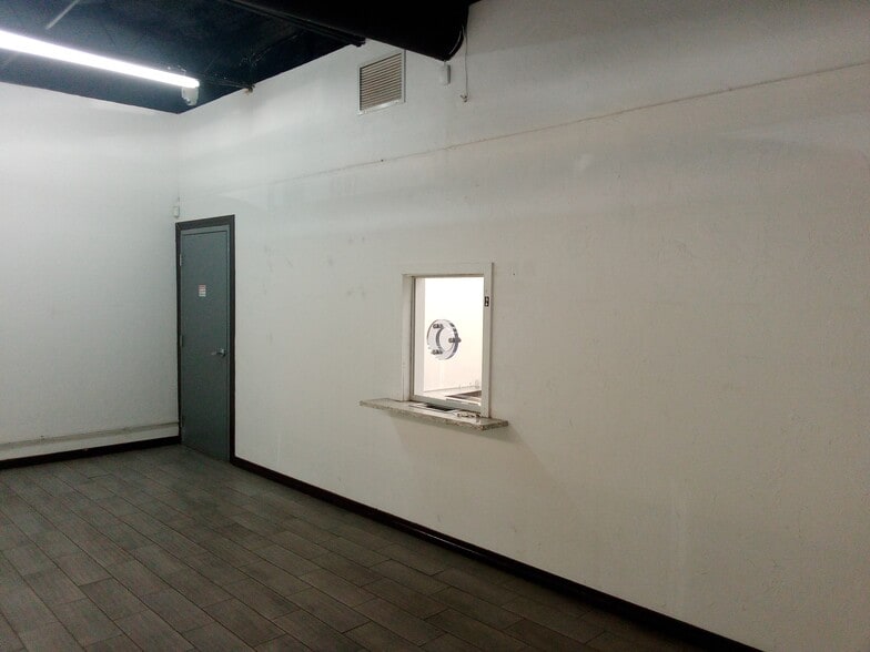 4501-4527 NW 10th St, Oklahoma City, OK à louer - Photo intérieure - Image 3 de 20