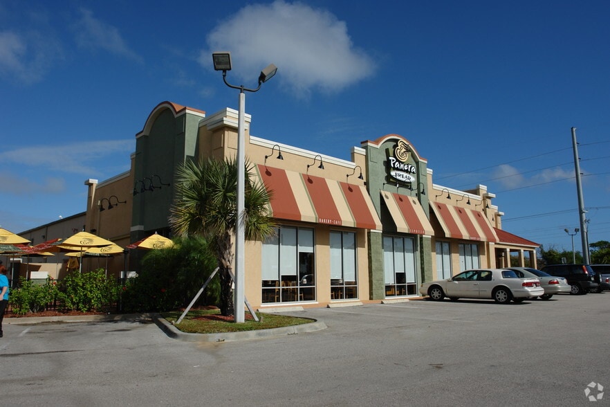 2670-2860 NW Federal Hwy, Jensen Beach, FL for sale - Building Photo - Image 2 of 22