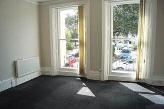 8 Hyde Gardens, Eastbourne à louer Photo intérieure- Image 1 de 1