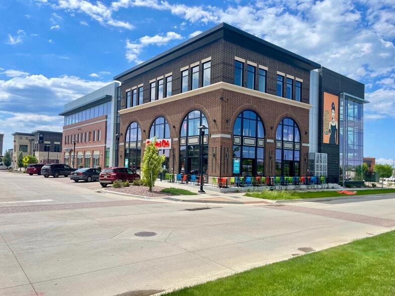 1465 SW Park Square Dr, Ankeny, IA à louer - Photo principale - Image 1 de 6