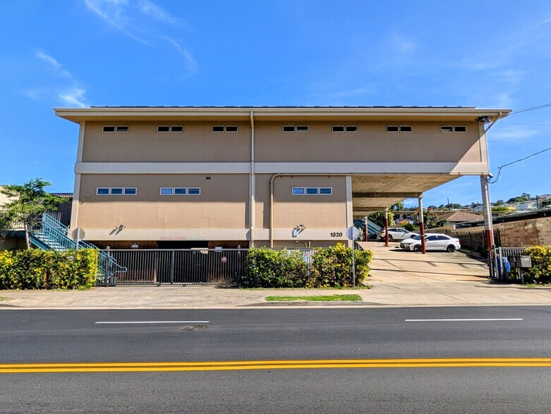 1320 N School St, Honolulu, HI à vendre - Photo du bâtiment - Image 2 de 21