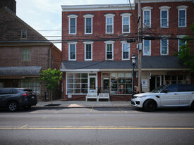 32 S State St, Newtown PA - Services immobiliers commerciaux