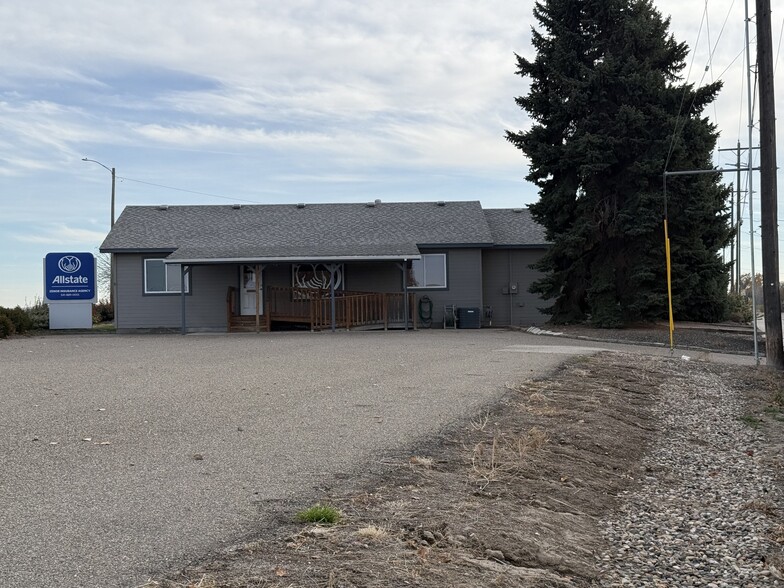 725 SW 8th St, Fruitland, ID à vendre - Photo du bâtiment - Image 3 de 12