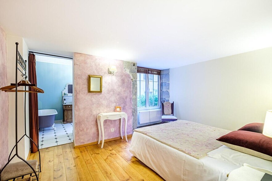 Bureau dans Lyon à vendre - Photo du bâtiment - Image 3 de 7