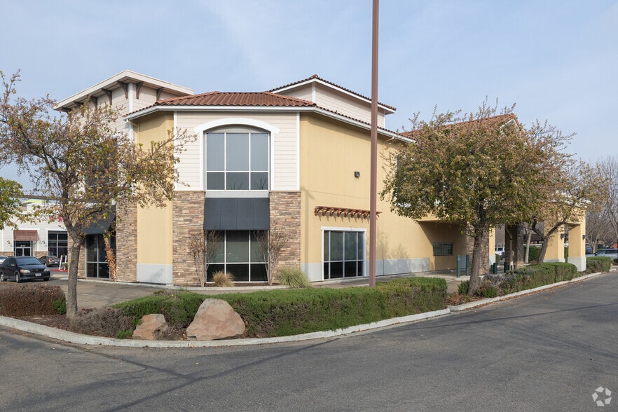 2140 W Grant Line Rd, Tracy, CA for lease - Primary Photo - Image 1 of 56