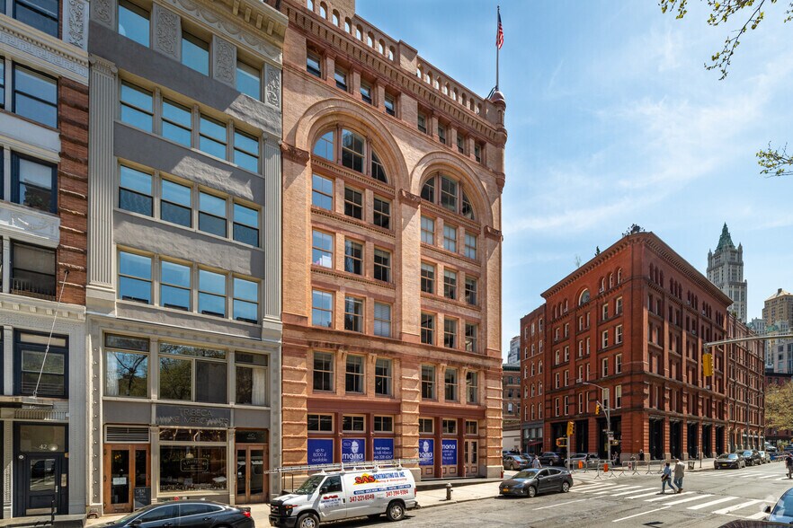 163 Duane St, New York, NY à louer - Photo du bâtiment - Image 2 de 6