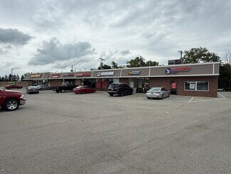 Plus de détails pour 1872-1882 S Maple Ave, Fairborn, OH - Commerce de détail à louer
