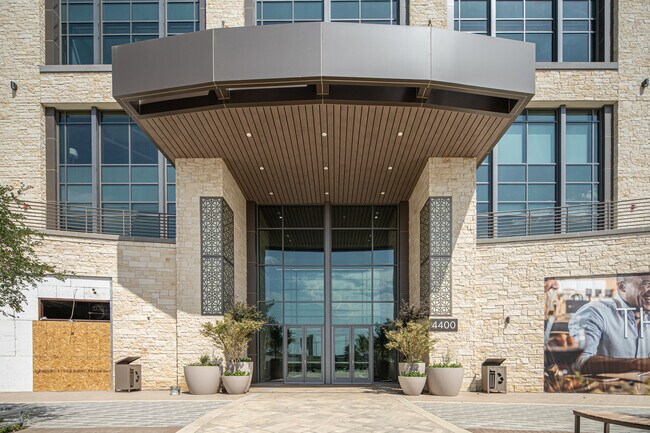 Plus de détails pour 4400 State Highway 121, Lewisville, TX - Bureau à louer