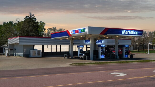 Plus de détails pour 307 N State St, Fairmont, MN - Commerce de détail à vendre