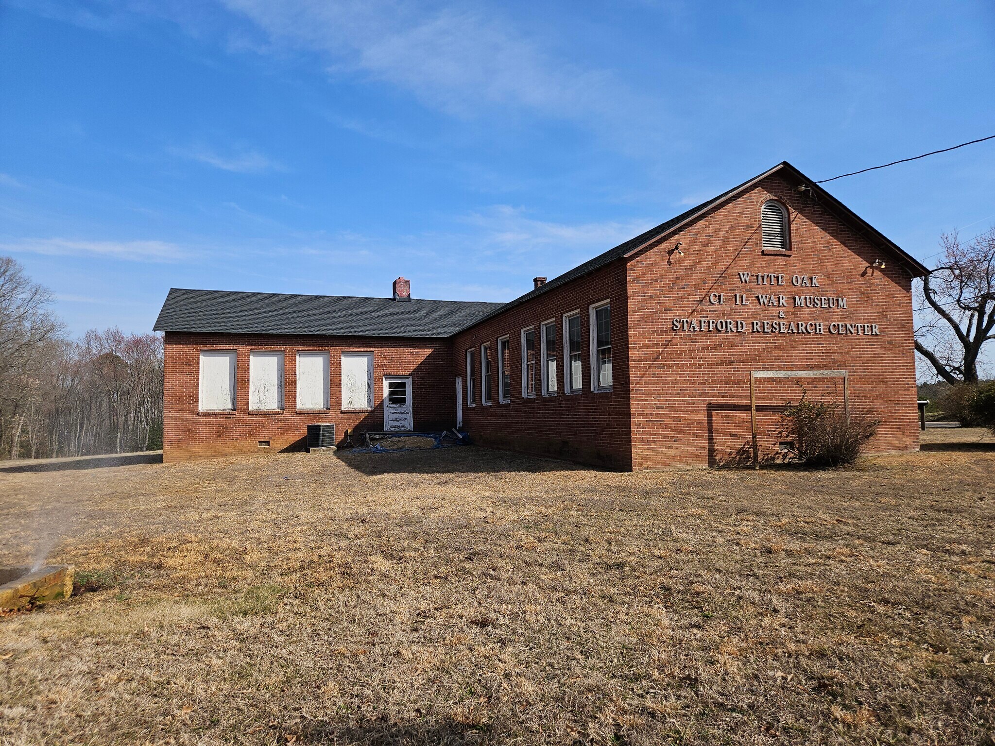 985 White Oak Rd, Fredericksburg, VA à vendre Photo du bâtiment- Image 1 de 1