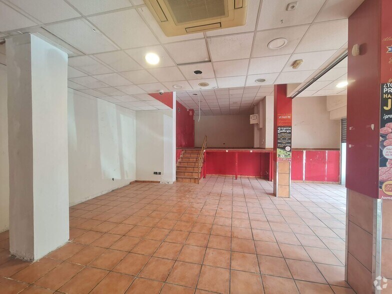 Immeuble residentiel dans San Fernando de Henares, Madrid à vendre - Photo intérieure - Image 1 de 1