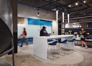 433 W Van Buren St, Chicago, IL for lease Building Photo- Image 2 of 4