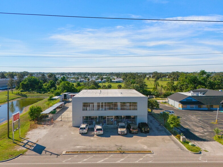 204 44th Ave E, Bradenton, FL à louer - Photo du bâtiment - Image 1 de 12