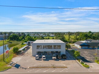 Plus de détails pour 204 44th Ave E, Bradenton, FL - Commerce de détail à louer