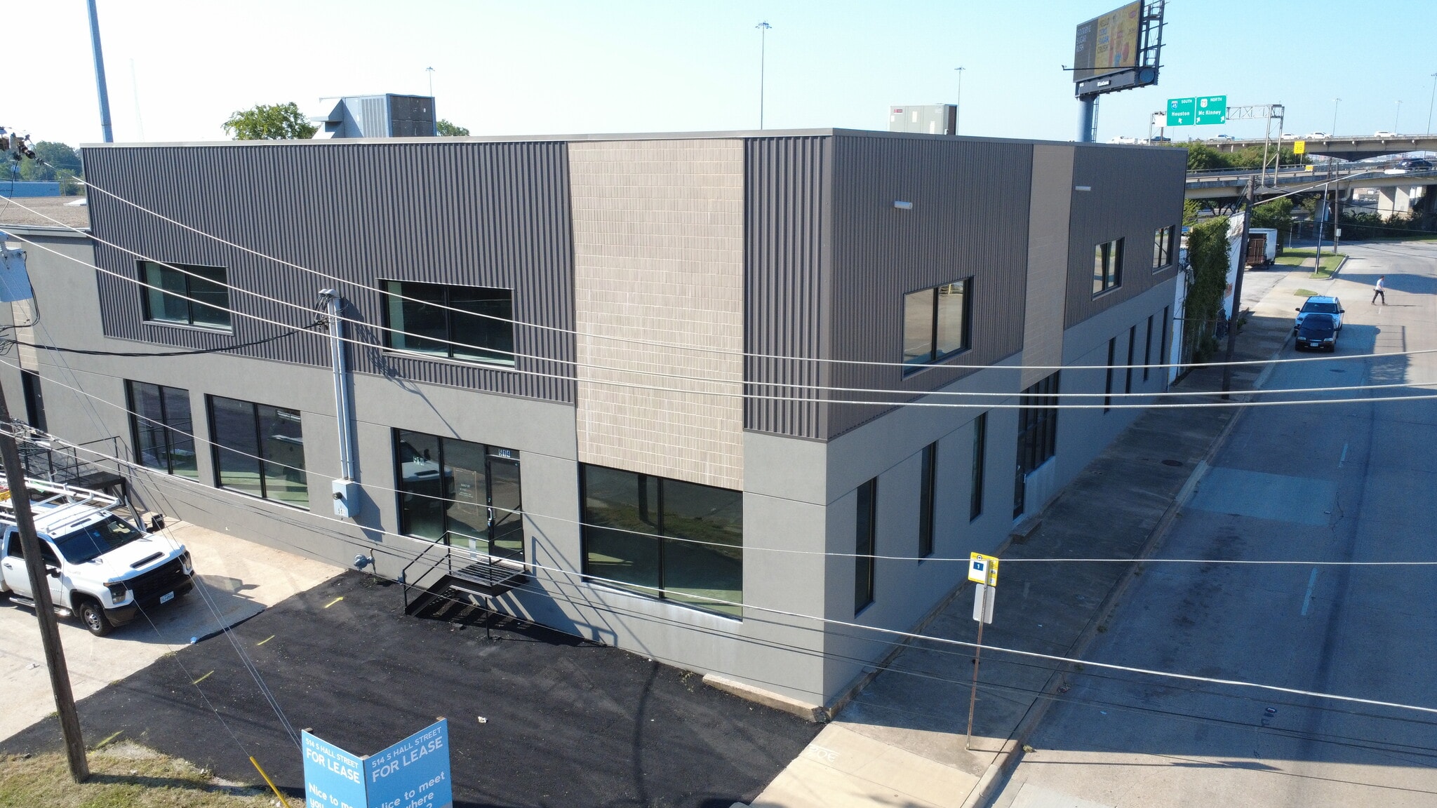 514 S Hall St, Dallas, TX for lease Building Photo- Image 1 of 8