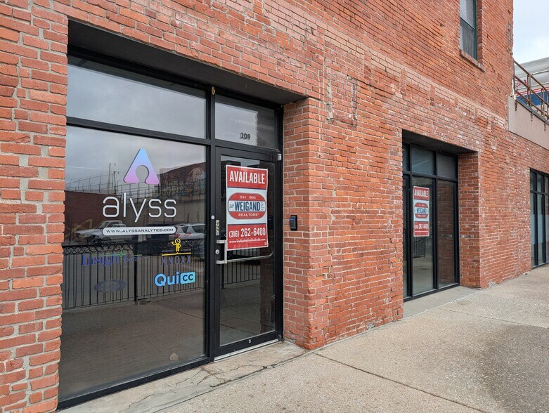 121 N Mead St, Wichita, KS for lease - Building Photo - Image 2 of 7