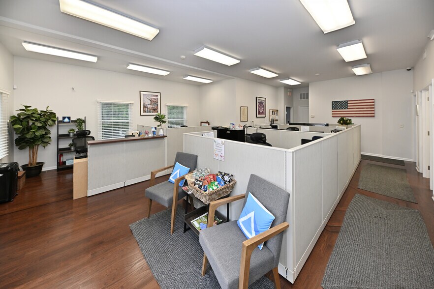 253 Madison Ave, Wyckoff, NJ à vendre - Photo du bâtiment - Image 3 de 37